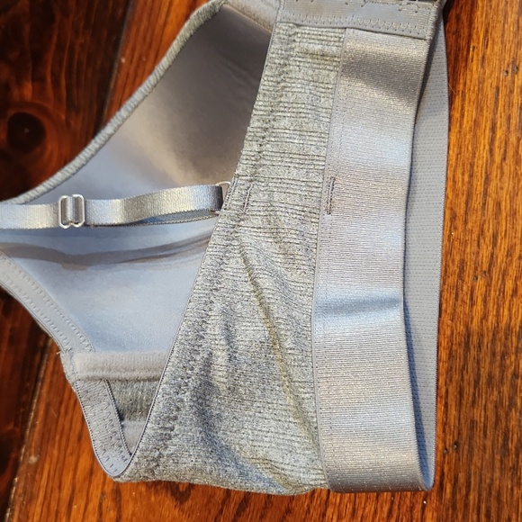 Gray Ribbed Bra - Picture 3 of 6